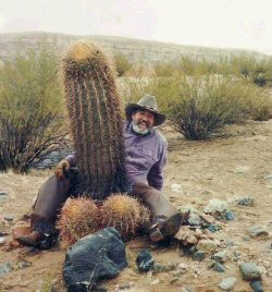 [Cactus.jpg]
Cactus showoff