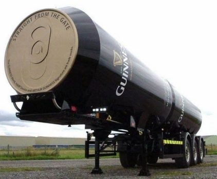 [GuinnessTruck.jpg]
One Guinness truck. Think that'll be enough?