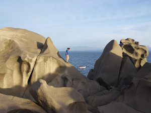 Sea and granite facing Corsica