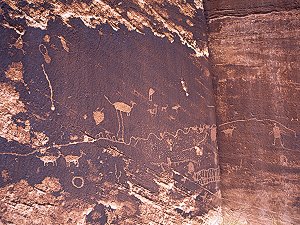 Anasazie pictographs on a cliff