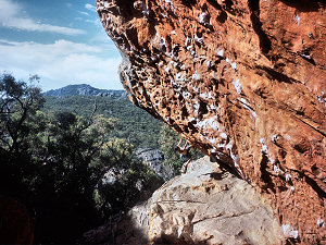 Muscle pulling on the good holds of steep Gallery (Grampians)