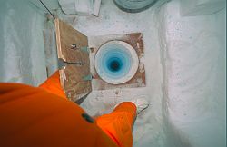 DomeC_DrillHole - The drilled hole of the EPICA project, 3000 meters to go, Dome C 1998