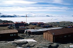 TNB_Wood - Terra Nova Bay, Italian research station