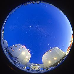 ConcordiaNight2FV - Fisheye view of Concordia station. The stellar pole is almost straight above.