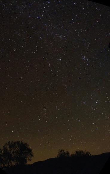 [20071101_212613_AstroPano_.jpg]
Plenty of stars above the spanish countryside.