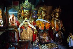 Buddah - Buddhist statues, Tibet, 2000