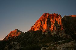 JuniperCanyon - Junier canyon at dawn, Red Rocks, Nevada, 2001
[ Click to go to the page where that image comes from ]