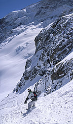 20060406_0011054_SteepSnowboardPano - Snowboarding a steep couloir, La Meije, Oisans.
[ Click to go to the page where that image comes from ]