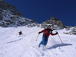 20060406_0011056_SteepSki - Steep couloir skiing at La Grave.
[ Click to go to the page where that image comes from ]