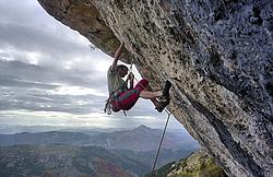 CeuseHubertBibendum - Working the moves of Bibendum (7b), Ceuse, France.
[ Click to go to the page where that image comes from ]