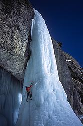 Fournel_GeantDesTempetes - Ice climbing in the Fournel Valley, Oisans.
