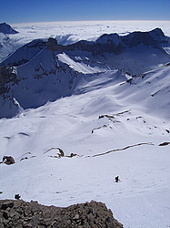 20080217_130726_GdFerrandSki - Skiing down the upper slope of the Grand Ferrand, Devoluy.